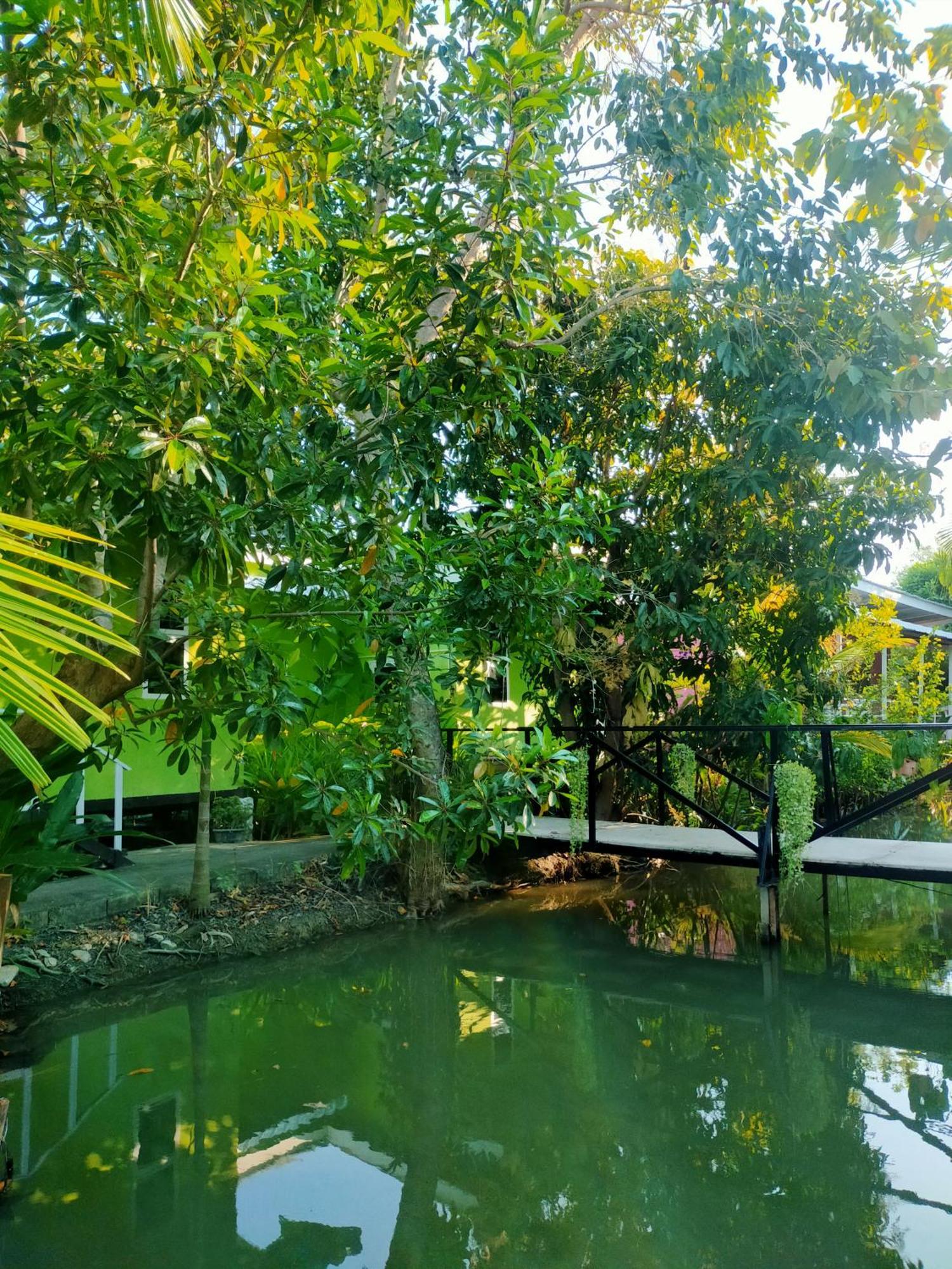 Ban Suan Lung Rin Hotel Kanchanaburi Exterior photo